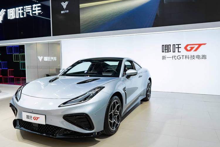 广州荔湾区讯扬优企业管理咨询哪吒汽车在智能汽车领域的表现，领途汽车在新能源汽车市场中的影响力